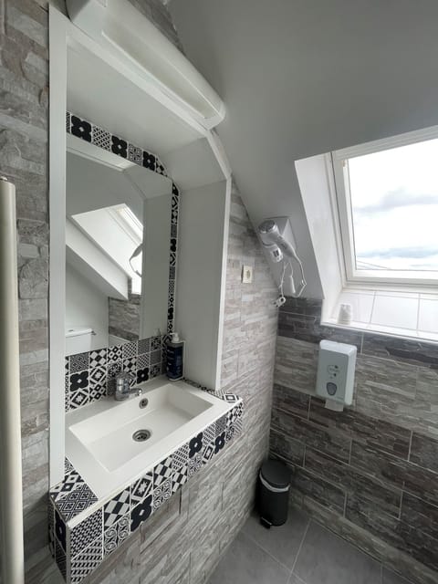 Premium bedding, Select Comfort beds, desk, iron/ironing board