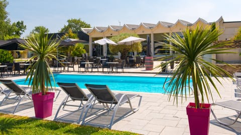 Seasonal outdoor pool