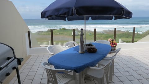 Family Apartment, 3 Bedrooms, Non Smoking, Sea View | Terrace/patio