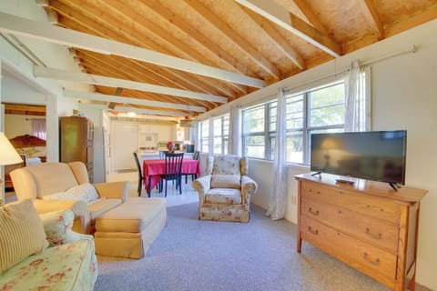 Union Vacation Rental | 2BR | 1BA | 1-Story Cottage | Step-Free Access