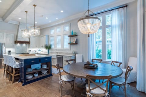 Ground FL Dining, Kitchen