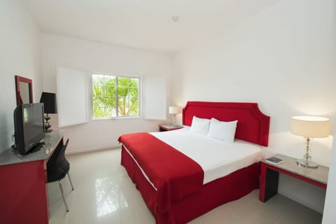 Standard Room | Free WiFi, bed sheets, alarm clocks