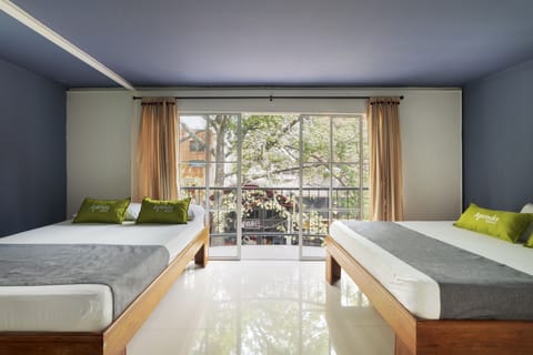 Quadruple Room | Hypo-allergenic bedding, free WiFi, bed sheets