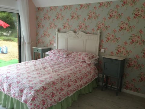 Deluxe Double Room (Shower) | Individually decorated, individually furnished, iron/ironing board