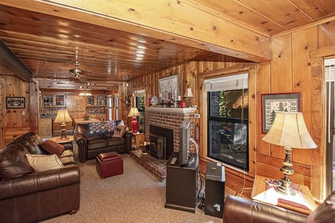 Fir Cottage Living Area Fireplace