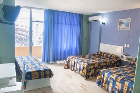 Family Room, Multiple Beds | Bed sheets