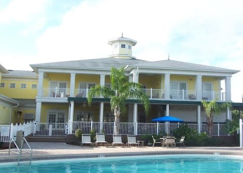 Main Clubhouse pool, spa, bar.