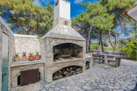 BBQ/picnic area