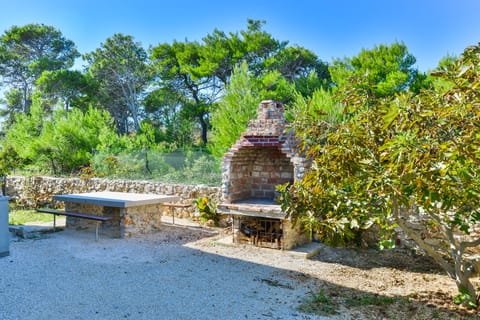 BBQ/picnic area
