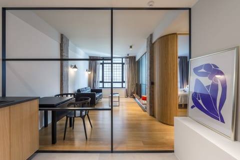 1 Bedroom Superior Apartment with City View | Living area | 49-inch Smart TV with digital channels, TV, Netflix
