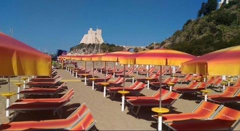 Private beach nearby, white sand, sun loungers, beach umbrellas