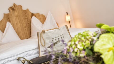 Minibar, desk, soundproofing, free WiFi