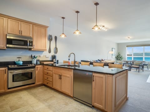 Condo 7203 - Fully Furnished Kitchen with Lake View