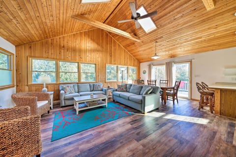 Southern Shores Vacation Rental | 5BR | 3BA | 1,932 Sq Ft | Stairs Required