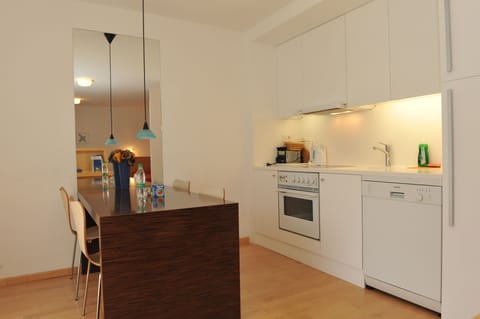 Fully equipped kitchen