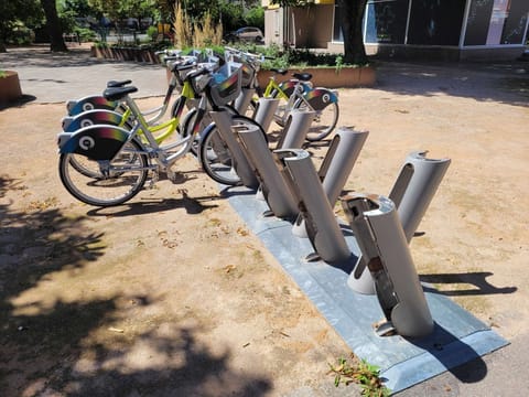 bike rental at the foot of the apartment