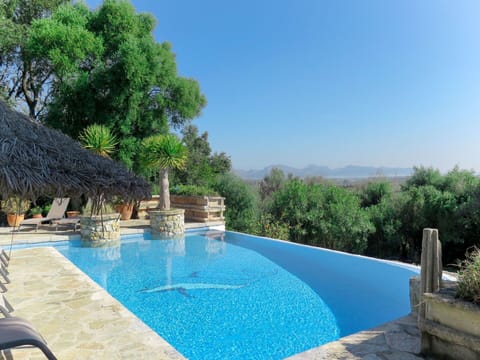 Water, Sky, Property, Plant, Swimming Pool, Nature, Azure, Tree, Body Of Water, Building