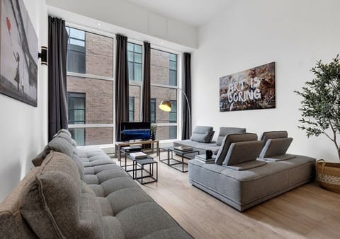 01-LIVING-ROOM-03-DT-404