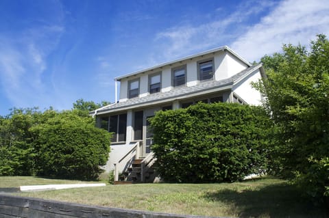 Welcome to Long Beach House!