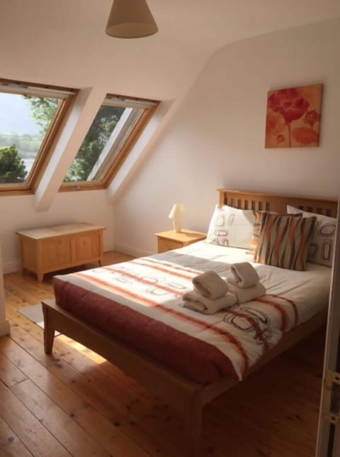 House, 3 Bedrooms | Bed sheets