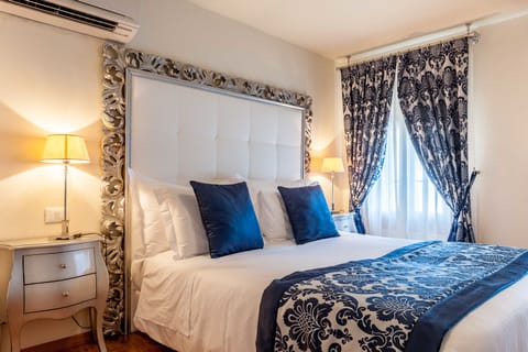 Superior Apartment, Canal View | In-room safe, soundproofing, free WiFi, bed sheets