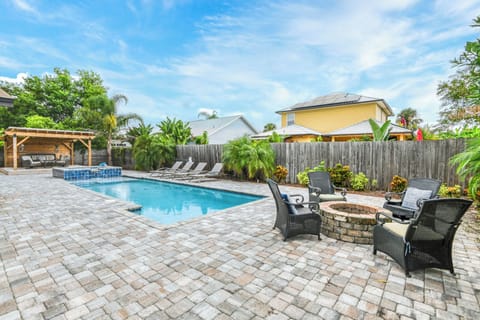 Firepit, Pool, and Patio