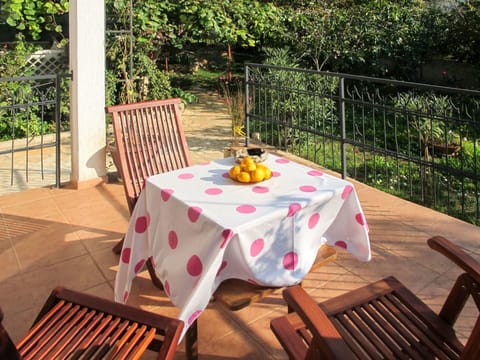 Tablecloth, Table, Textile, Pink, Furniture, Linens, Chair, Deck, House, Home Accessories
