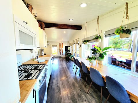 Gatehouse 1 Kitchen Looking Into Living Room