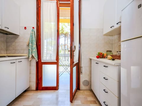 Roof, House, Home, Cottage, Siding, Driveway, Shed, Estate, Garden Buildings, Shade