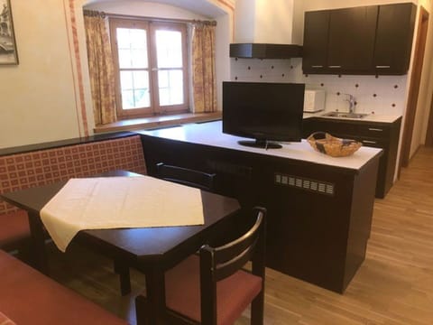 Furniture, Table, Cabinetry, Building, Window, Countertop, Wood, Computer Desk, Interior Design, Picture Frame