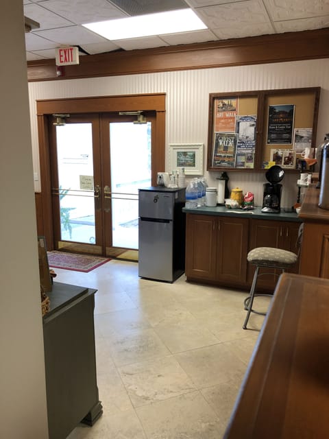 Side exit and entrance from Hospitality Lobby on 6th Street.