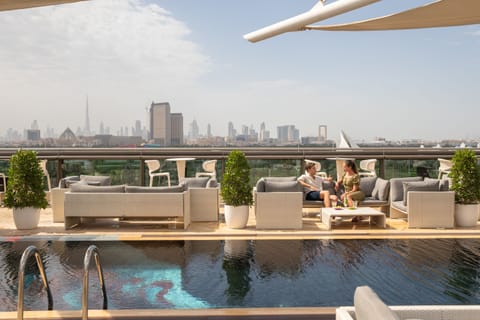 Poolside bar