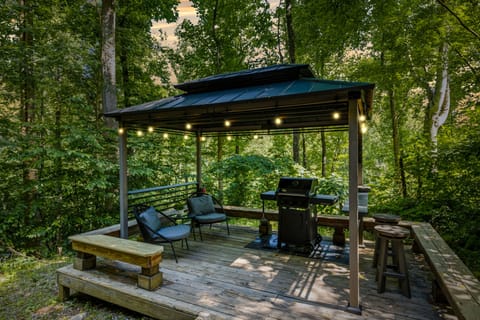 Cabin, 1 Bedroom | Outdoor dining