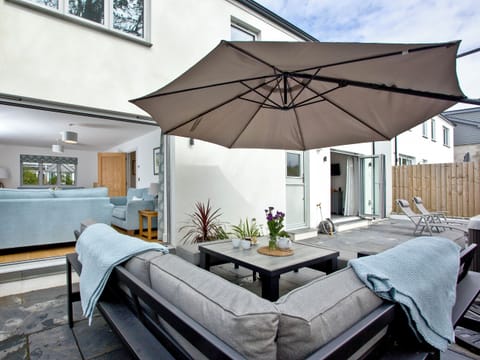 Sitting-out-area | Oakwood, Trelights, near Port Isaac