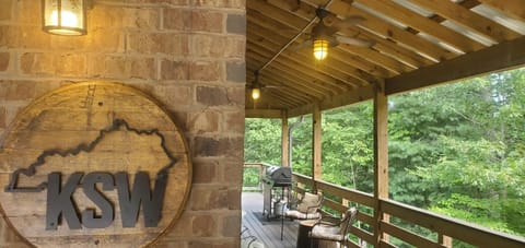 KSW Cabin (front entrance)