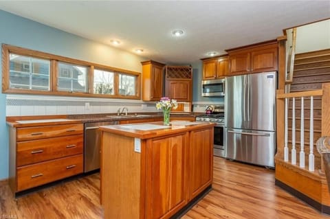 Fully stocked gourmet kitchen with gas stove, dishwasher and large refrigerator.  Also a microwave, blender, toaster, coffee pot and tea kettle are supplied.