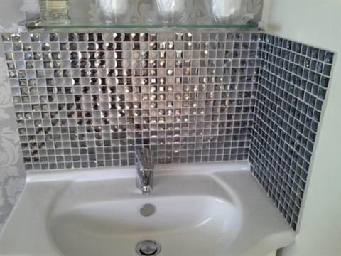 Triple Room, Private Bathroom | Miscellaneous