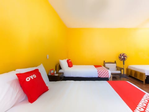 Standard Room, Multiple Beds | Free WiFi, bed sheets