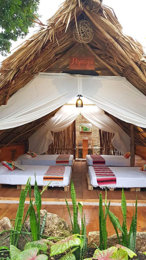 Family Cabin, 1 Bedroom | Individually decorated, bed sheets