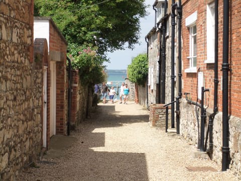 Cottage | Property grounds