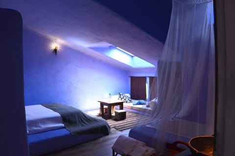 Double Room (África) | Egyptian cotton sheets, premium bedding, individually decorated