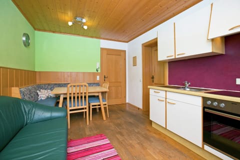 House | Private kitchen | Highchair