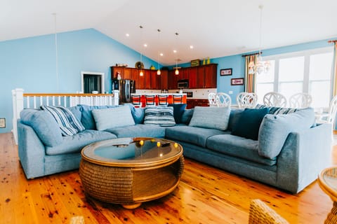 2nd floor great room