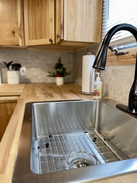 You’ll love our brand new kitchen!