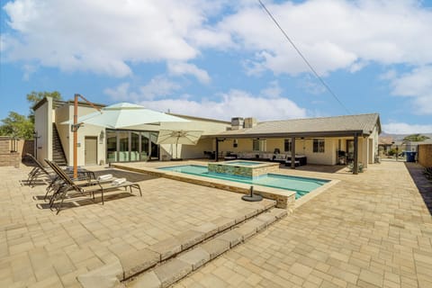 Lake Havasu City Vacation Rental | 3BR | 3BA | Step-Free Access