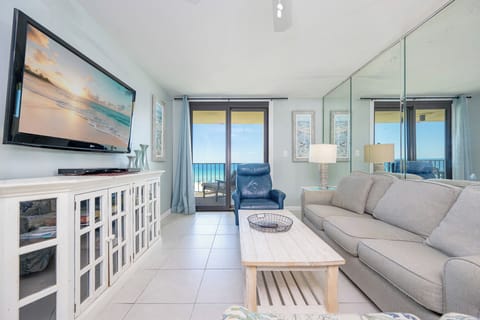 Phoenix I 1033, Orange Beach, Alabama, beach front, 2 bedroom condominium on the 3rd floor