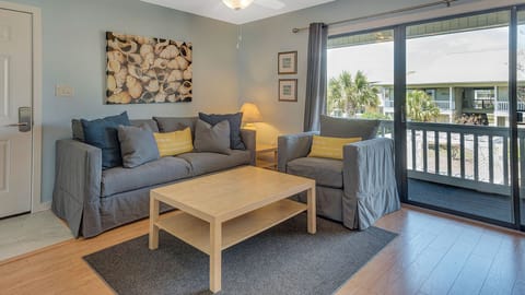 Beachwood Villas 7F
