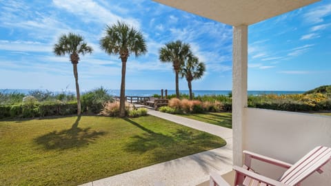Palms C5 Patio and Gulf Views