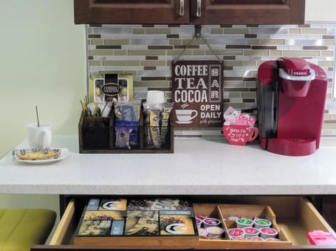 Coffee, Tea & Cocoa Bar