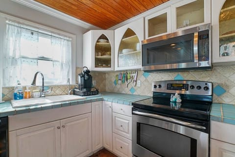 No lack of cabinet space here